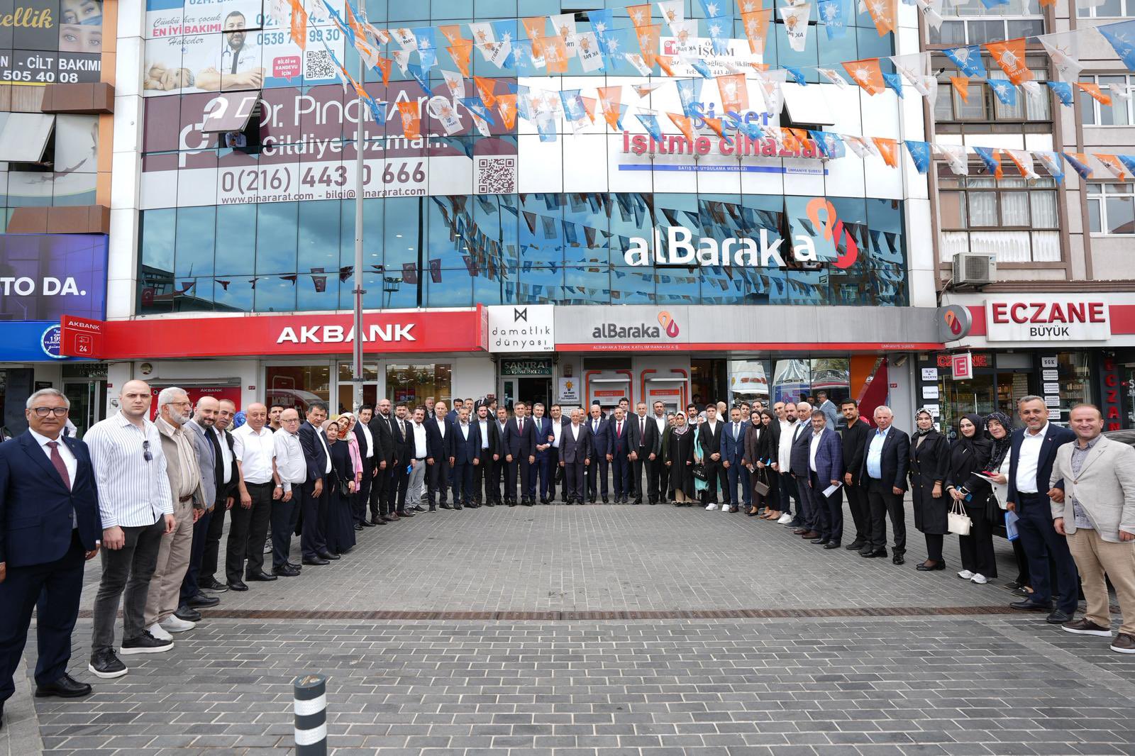 “Ümraniye’de Türkiye Yüzyılı Buluşmaları: AK Parti Gönülleri Fethediyor”