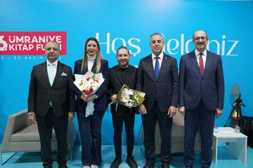 Fulya Öztürk ile Türker Akıncı’nın “Algı Operasyonları ve Türkiye” başlıklı söyleşisine katıldık.