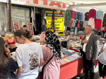 Pazarcı esnafımız ve alışveriş yapan vatandaşlarımızla bir aradaydık.