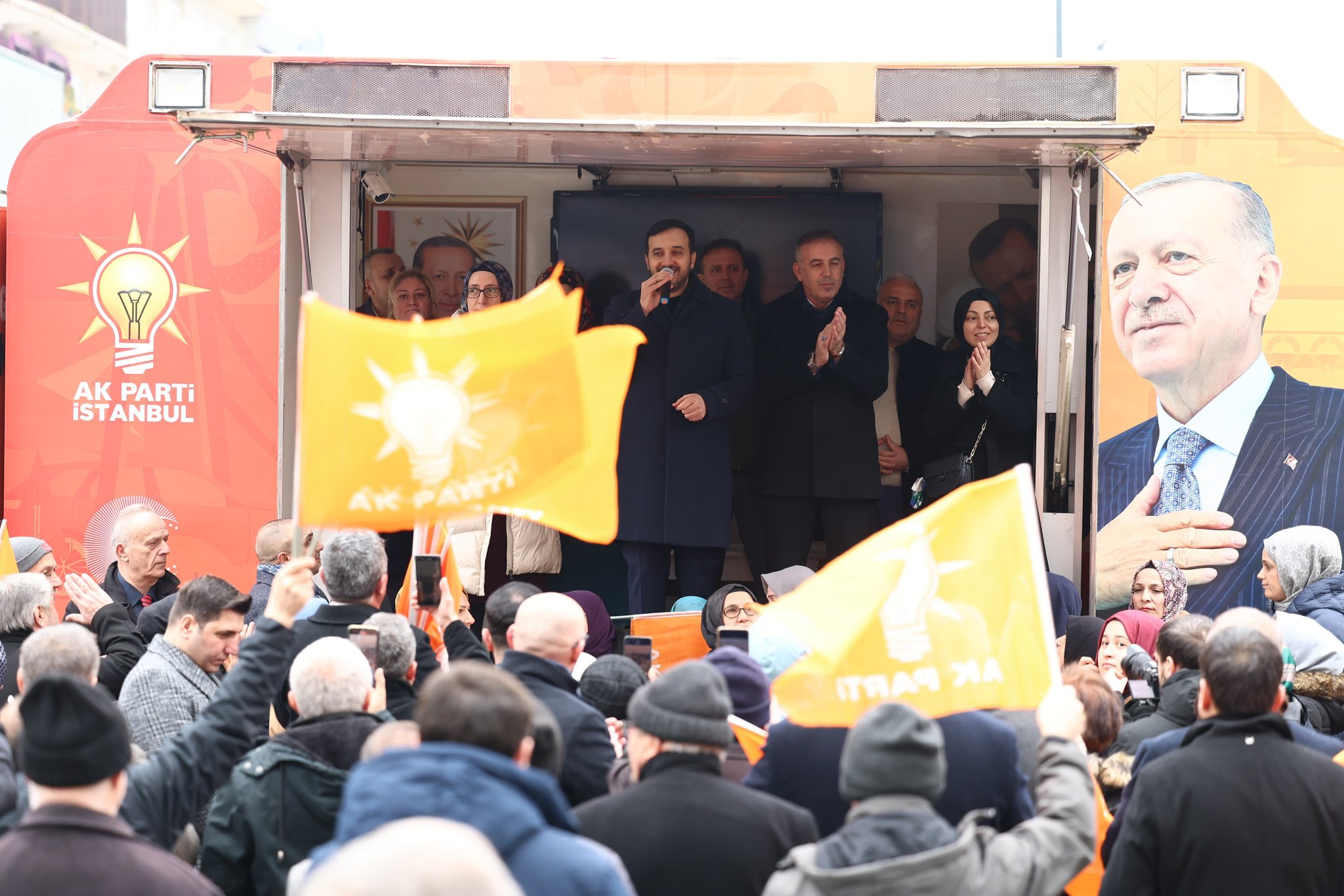 Bizim en büyük zenginliğimiz, gücümüz komşularımızın hayır duası, sarsılmaz desteği ve güvenidir...