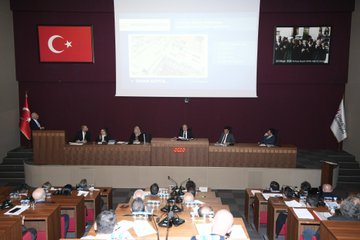 Bugün Ümraniye Belediye Meclisinde, 2024 yılına ait faaliyet raporumuzun sunumu Belediye Başkanımız  @ismetyildirimtr  tarafından gerçekleştirildi.