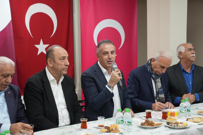 Elazığlılar Derneği'nde Samimi Buluşma!